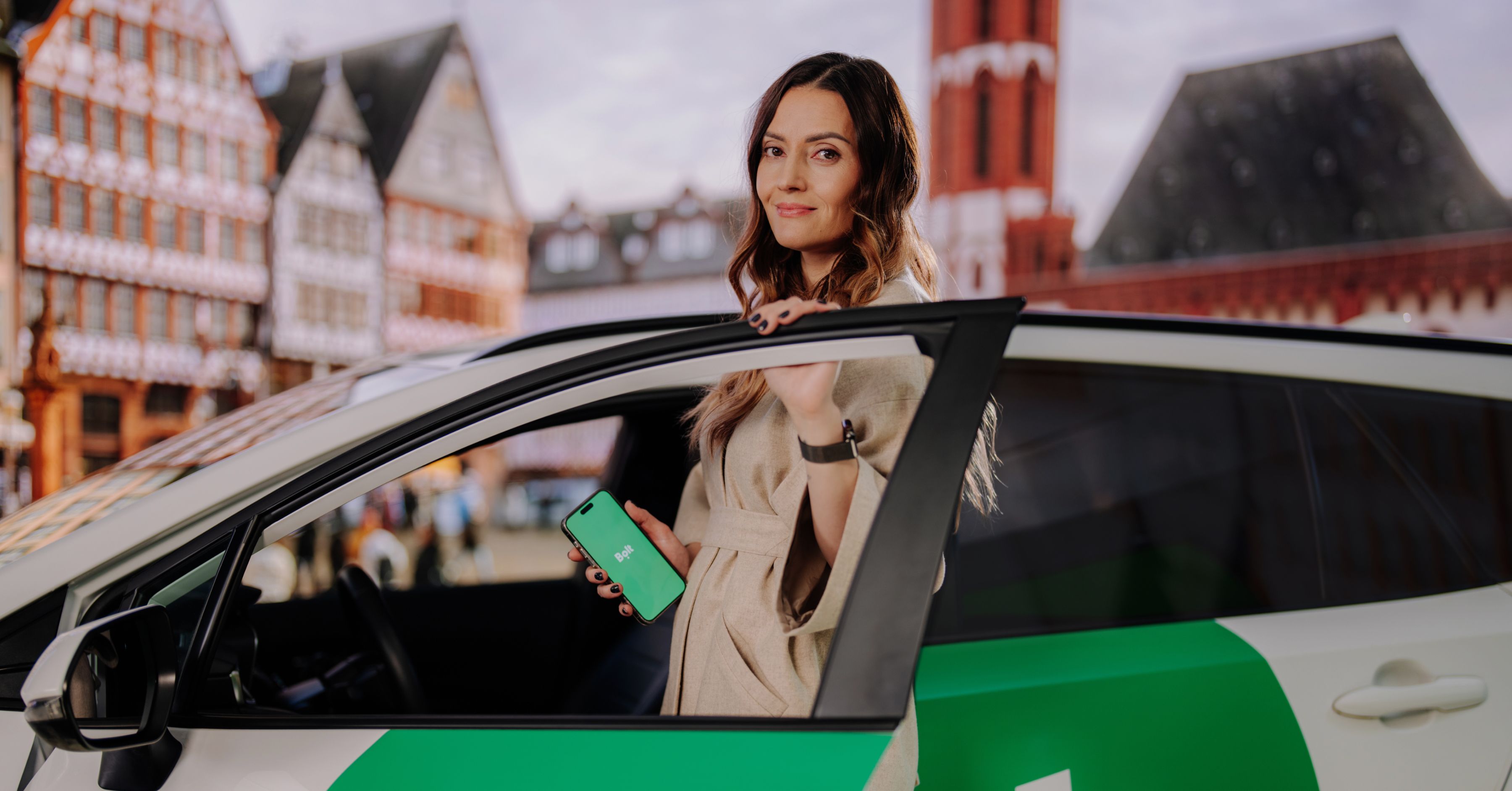 Women for Women arrive à Bruxelles : des courses planifiées avec des conductrices