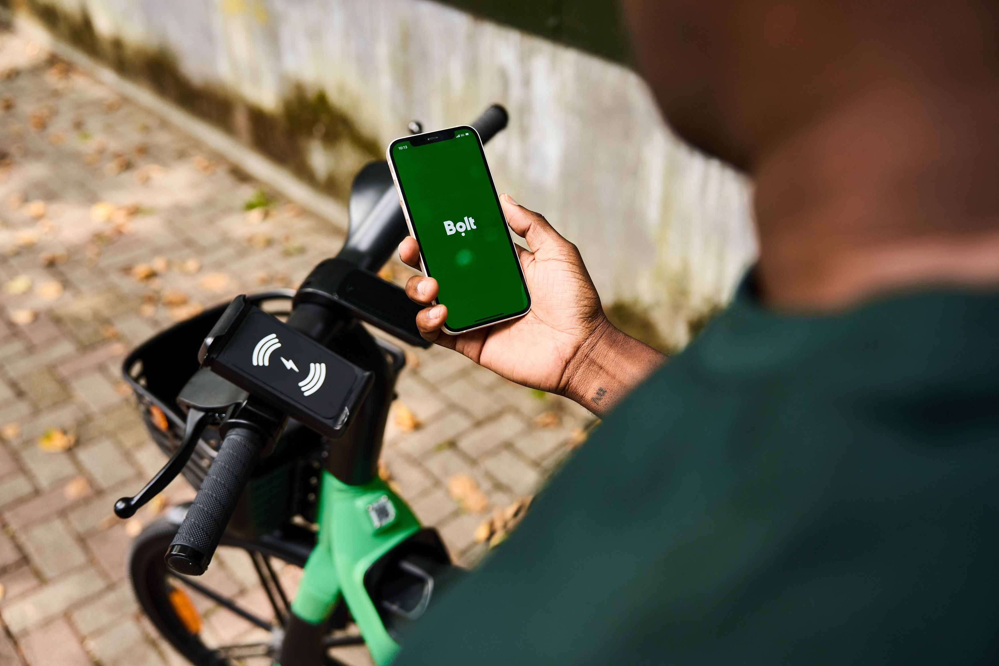 Making London's pavements work for everyone: Bolt signs the E-Bike Charter