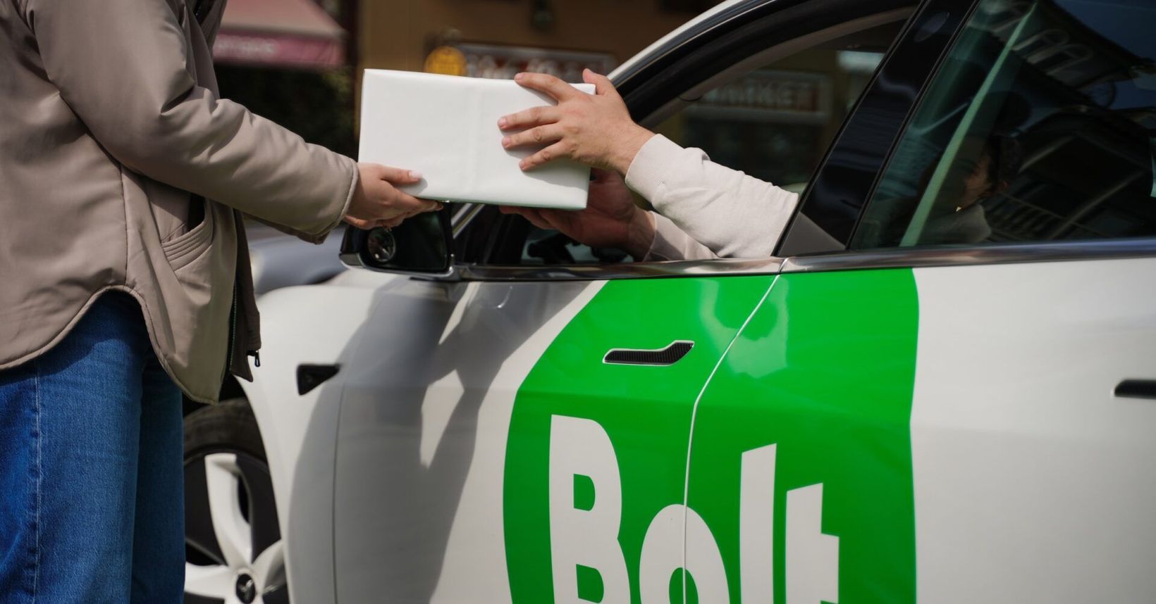 ამანათის გაგზავნა Bolt Send და Door2Door Send კატეგორიებით