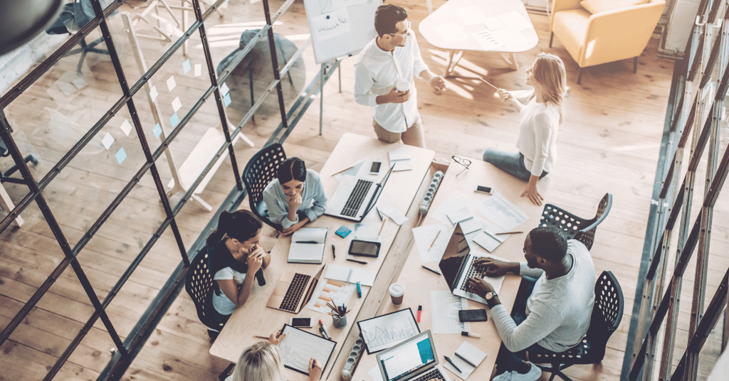 Bespaar zoals een startup dat doet: 5 tips om meer te doen en minder uit te geven