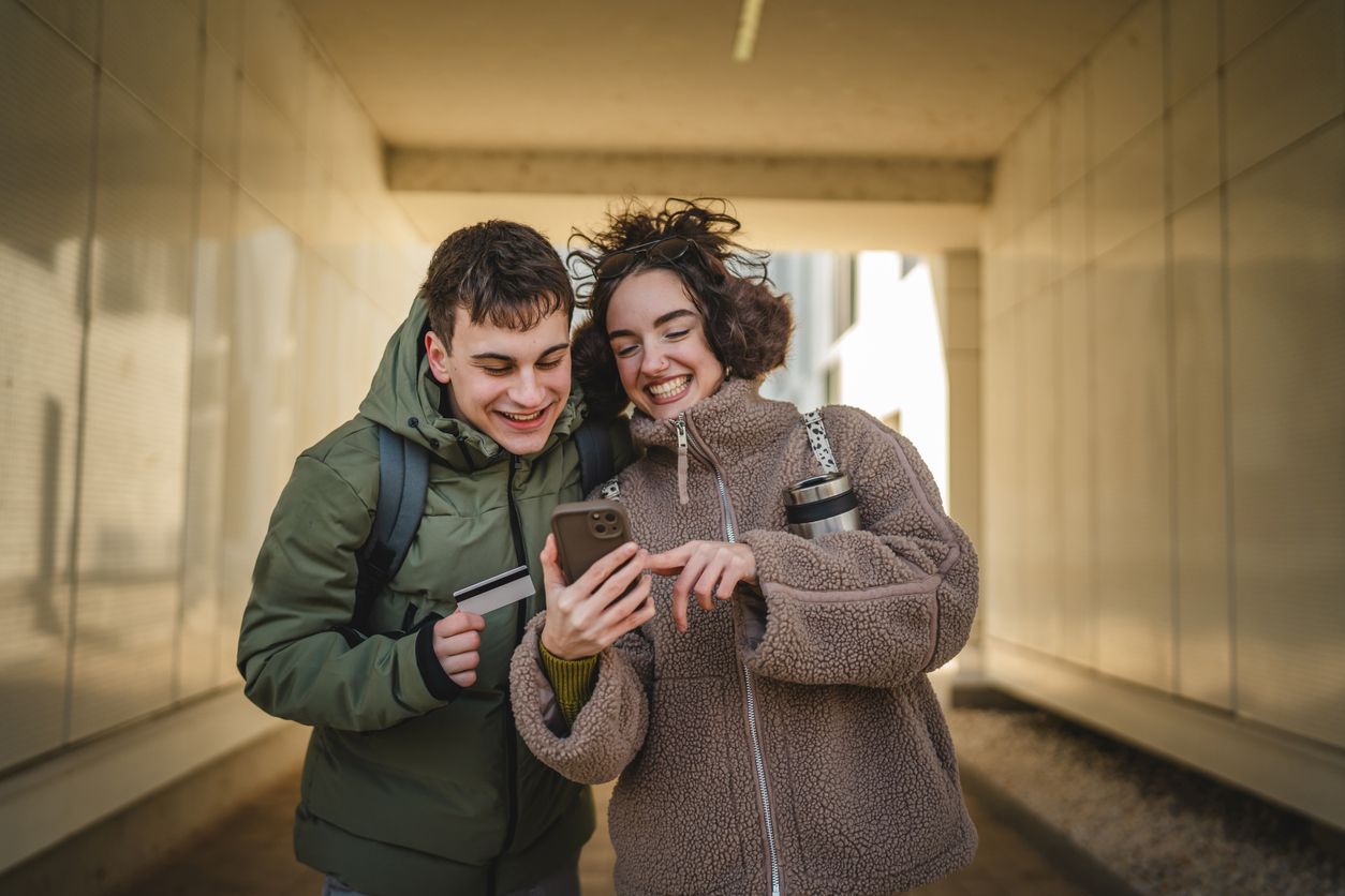 Félmilliós jogosítvány: Miért cseréli a Z generáció a slusszkulcsot applikációra