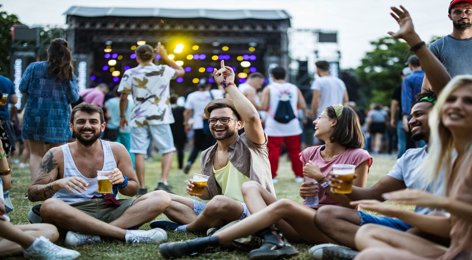 10+1 tipp, amivel átvészelheted a fesztiválszezont