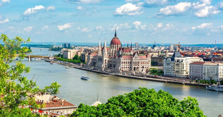 Kihagyhatatlan budapesti látnivalók – helyiek ajánlásával